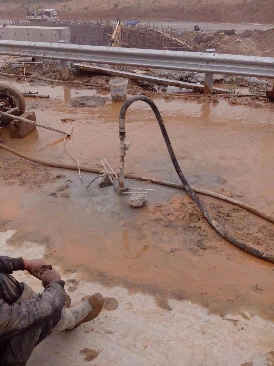 唐河路基压密注浆